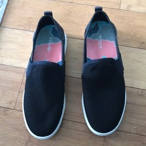 Olukai Haleiwa slip on shoes 7
